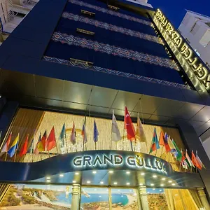 فندق Grand Gulluk Center